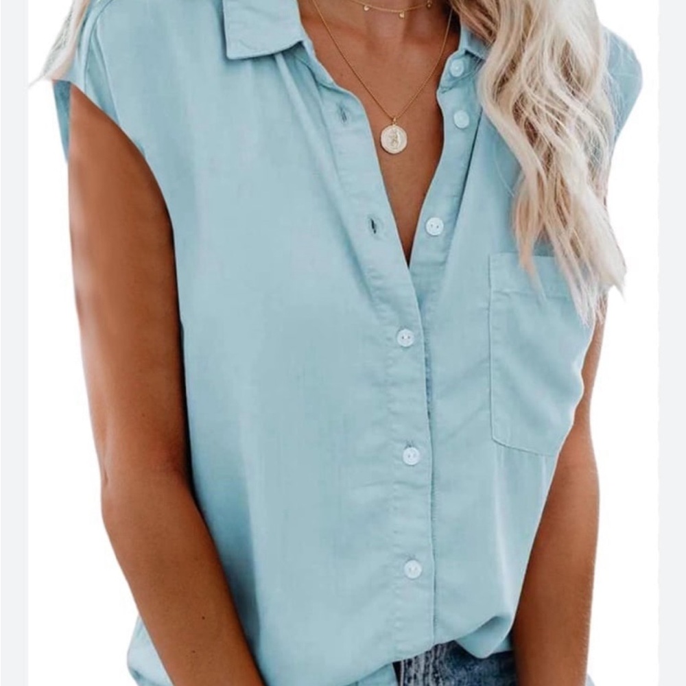 Women’s sleeveless tunic